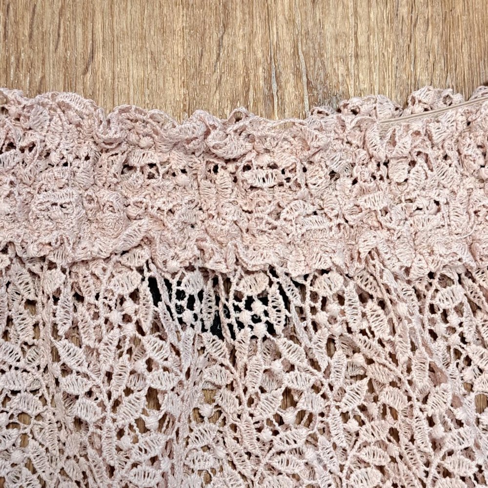 Zara Basic Rose Lace Crop Top - Medium - image 5